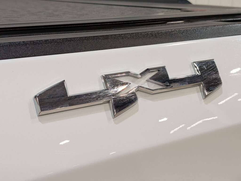 GMC Sierra 1500 2024 Blanc Val-David - photo #38