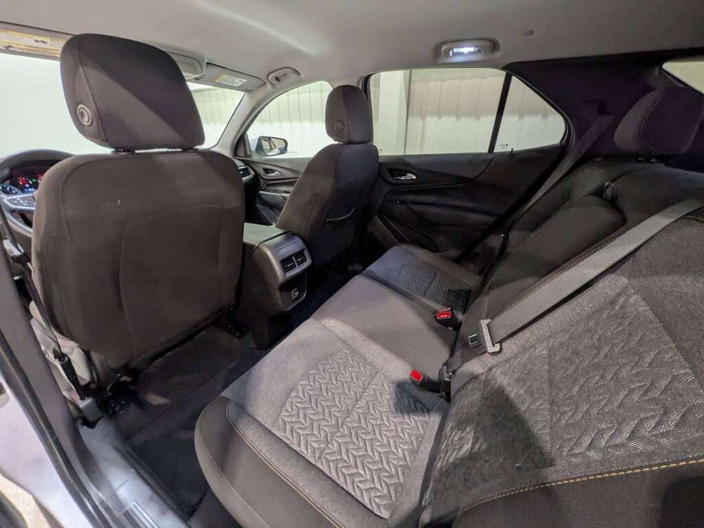 2023 Chevrolet Equinox AWD 4dr LT White Val-David - photo #9