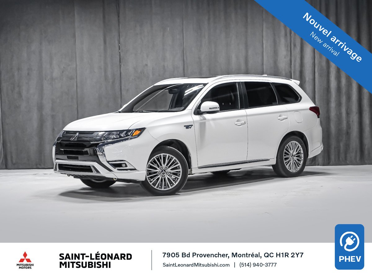 2021 Mitsubishi Outlander Plug-In Hybrid Red Montreal - photo #0