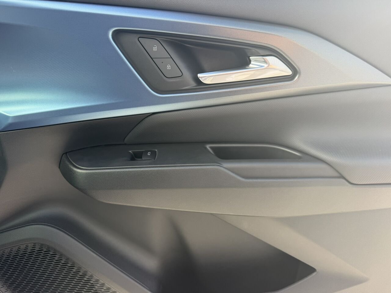 Chevrolet Equinox EV 2LT AWD 2024 Gris Laval - photo #9