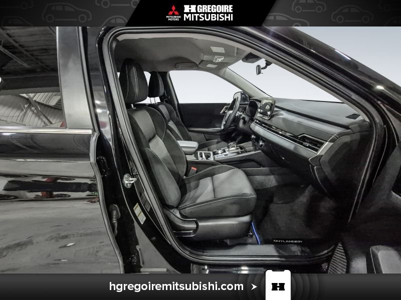 Mitsubishi Outlander PHEV 2023 Noir Blainville - photo #15