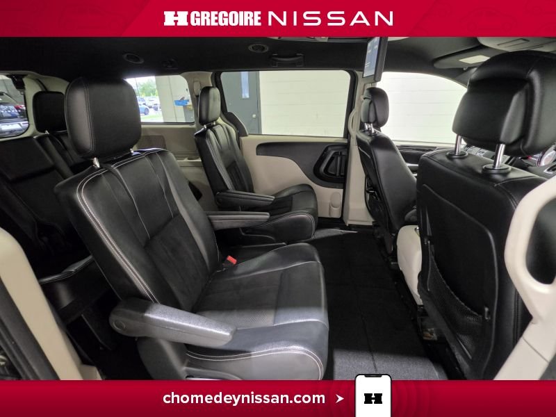 2017 Dodge GR Caravan Black Saint-Eustache - photo #25