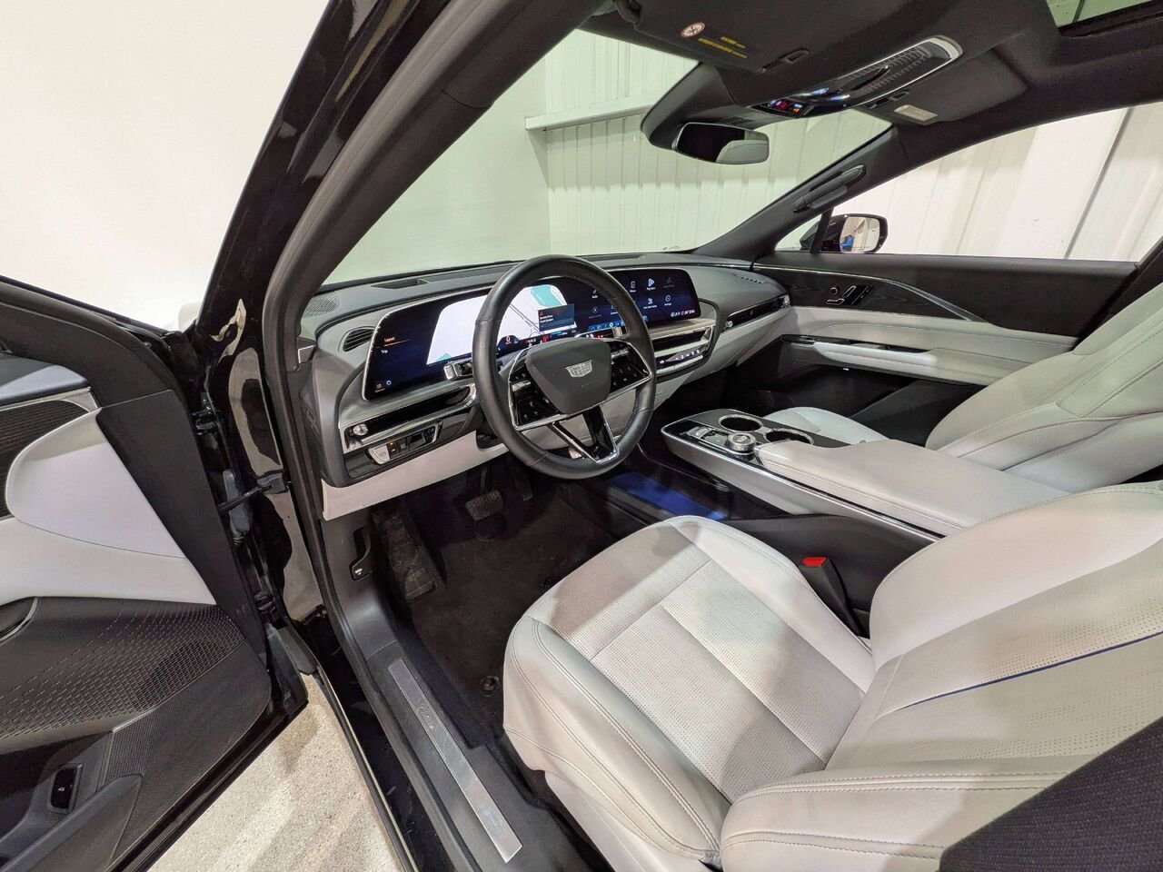 2024 Cadillac LYRIQ 4dr Sport w/1SF Black Val-David - photo #10
