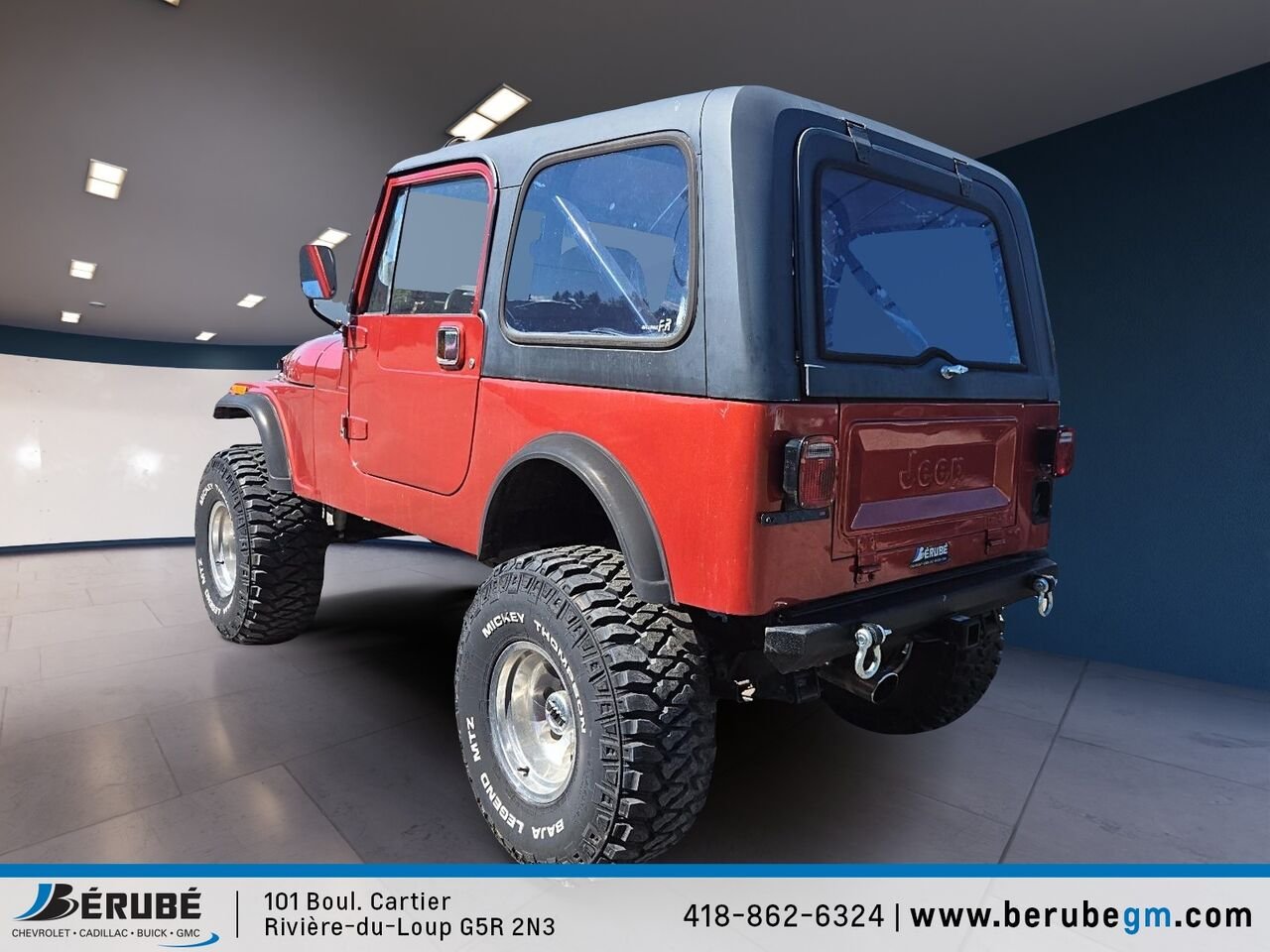 1982 Jeep YJ Red Rivière-du-Loup - photo #3