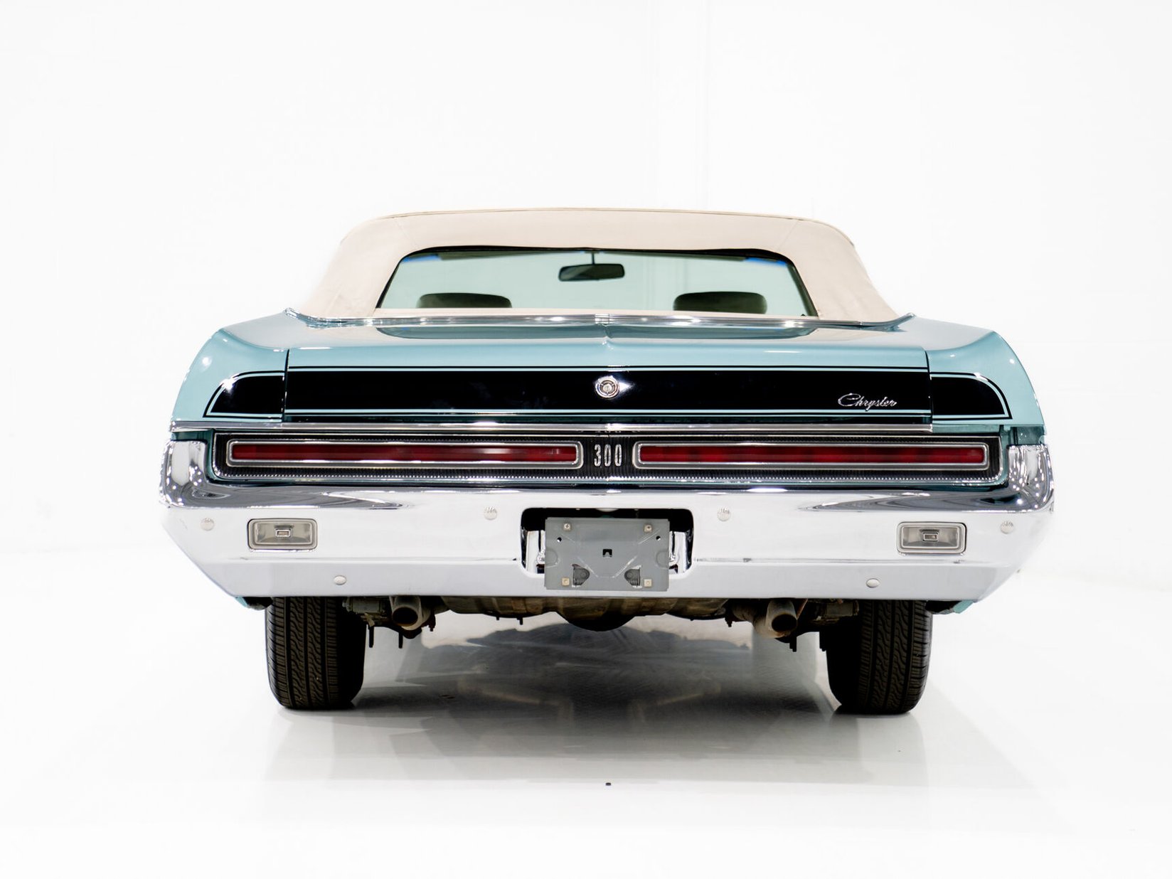 1969 Chrysler 300 Blue Montreal - photo #26