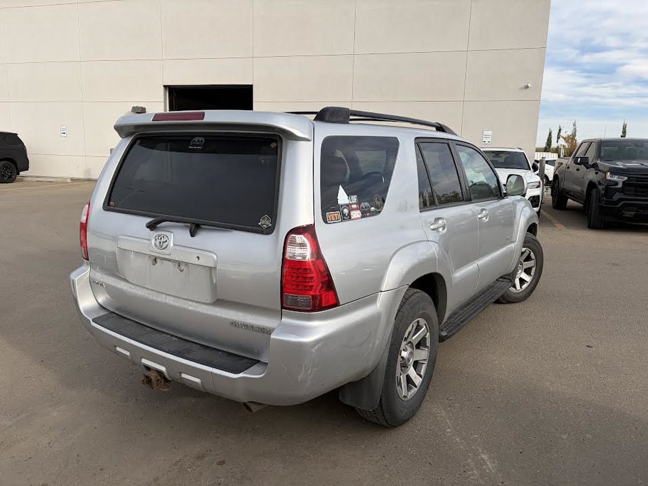 2008 Toyota 4Runner 4WD 4dr V8 Limited Grey Sherwood Park - photo #4