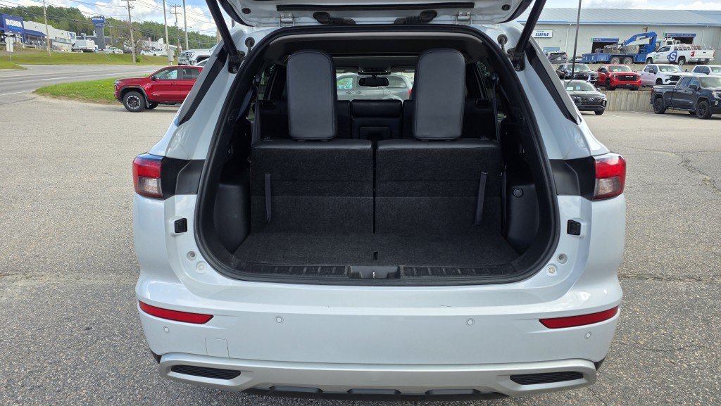 Mitsubishi OUTLANDER SE S-AWC 2022 Blanc Mont-Laurier - photo #9
