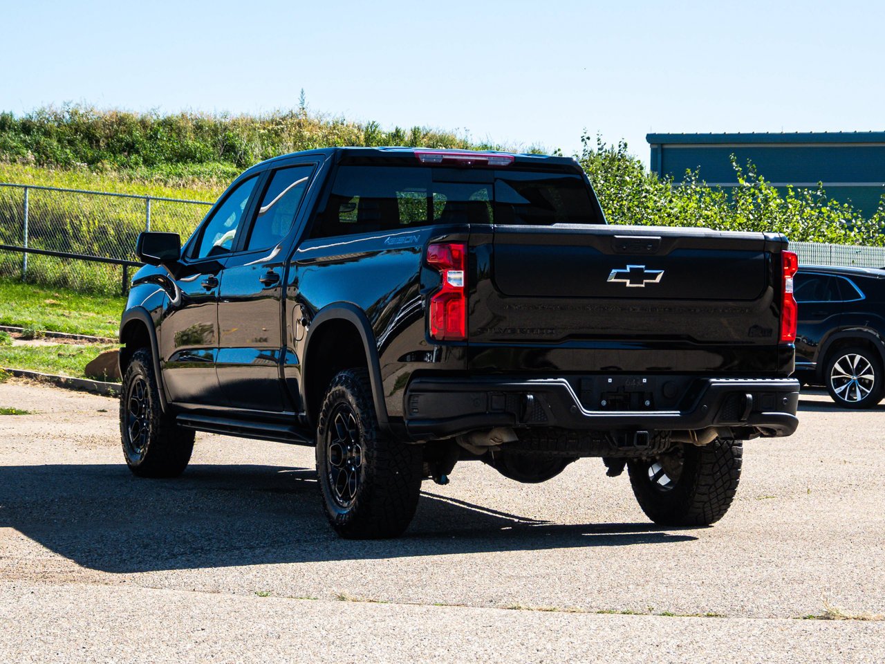2025 Chevrolet Silverado 1500 4WD Crew Cab 147 ZR2 Black Sherwood Park - photo #10