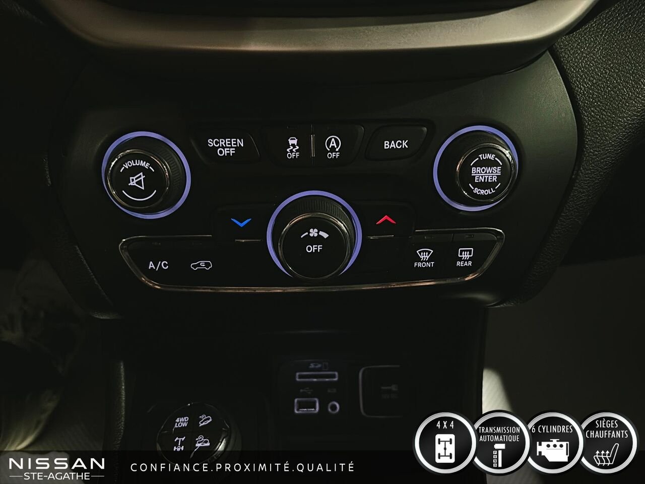 2017 Jeep Cherokee Red Ste-Agathe des Monts - photo #19