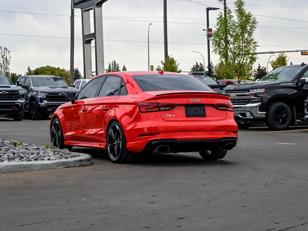 2018 Audi RS 3 Sedan 2.5 TFSI quattro S tronic Catalunya Red Metallic Sherwood Park - photo #10
