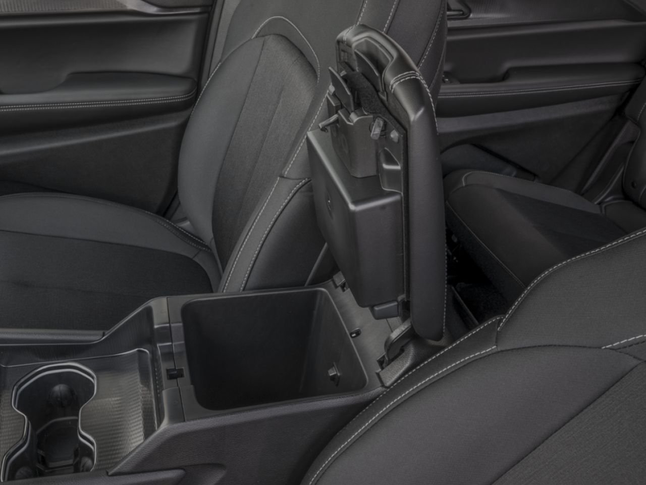 2025 JEEP Grand Cherokee L Bright White Repentigny - photo #11