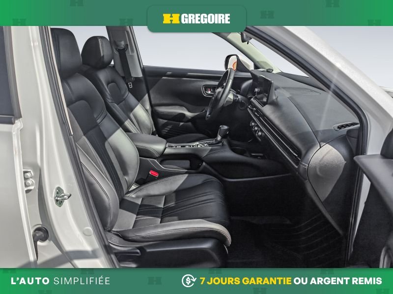 2024 Honda HR-V White Blainville - photo #20
