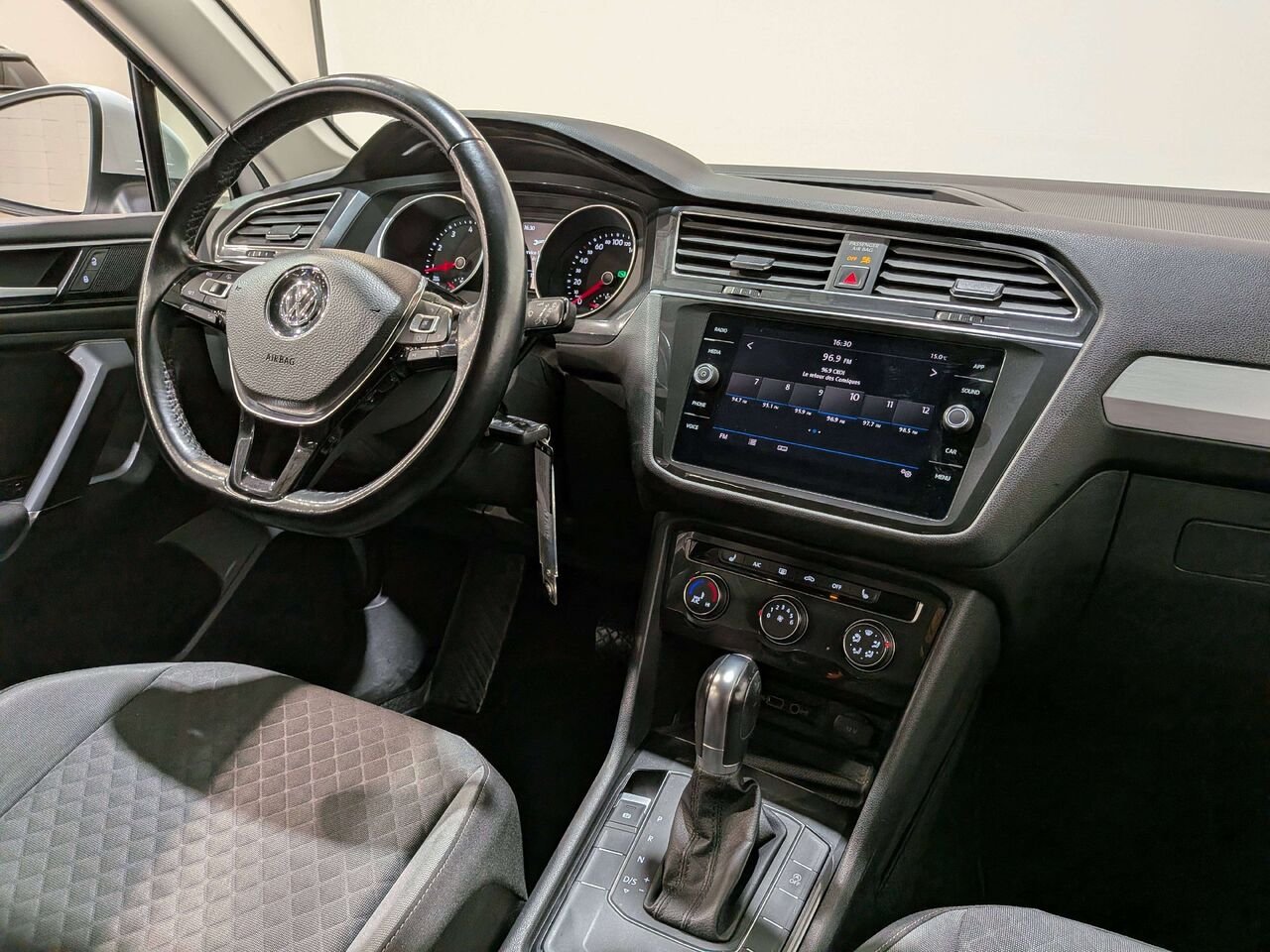Volkswagen Tiguan Trendline FWD 2018 Blanc Val-David - photo #17