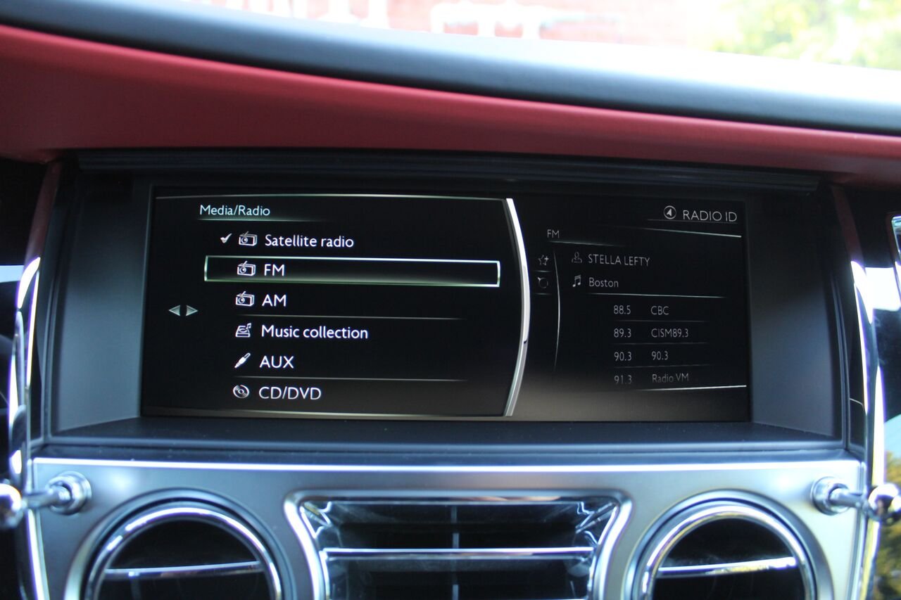 Rolls-Royce Wraith VIN: SCA665C5XKUX87362 2019 Noir Sainte-Rose - photo #18
