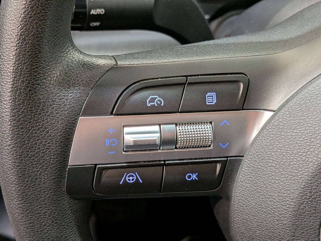 Hyundai Kona 2.0L Essential FWD 2024 Blanc Val-David - photo #13