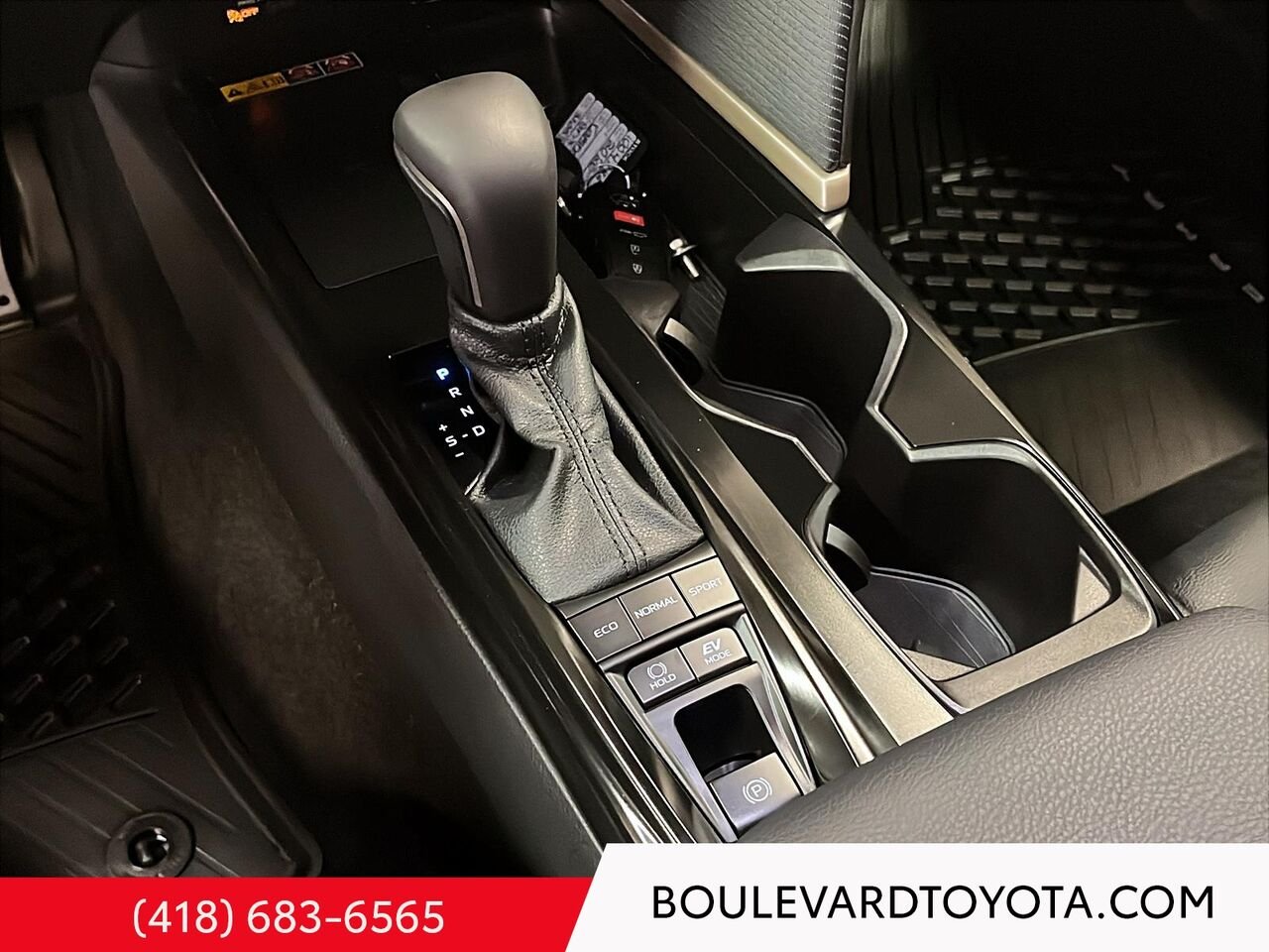 2026 TOYOTA CAMRY 100478A-37 | SE Grey Québec - photo #16