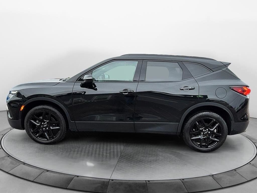 2022 Chevrolet Blazer LT Black Baie-Comeau - photo #4