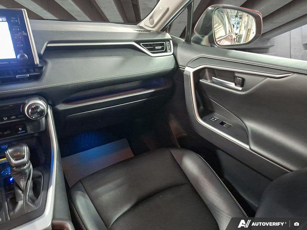 2019 Toyota RAV4 2600666A | Limited 03T3 RUBY FLARE P Edmonton - photo #23