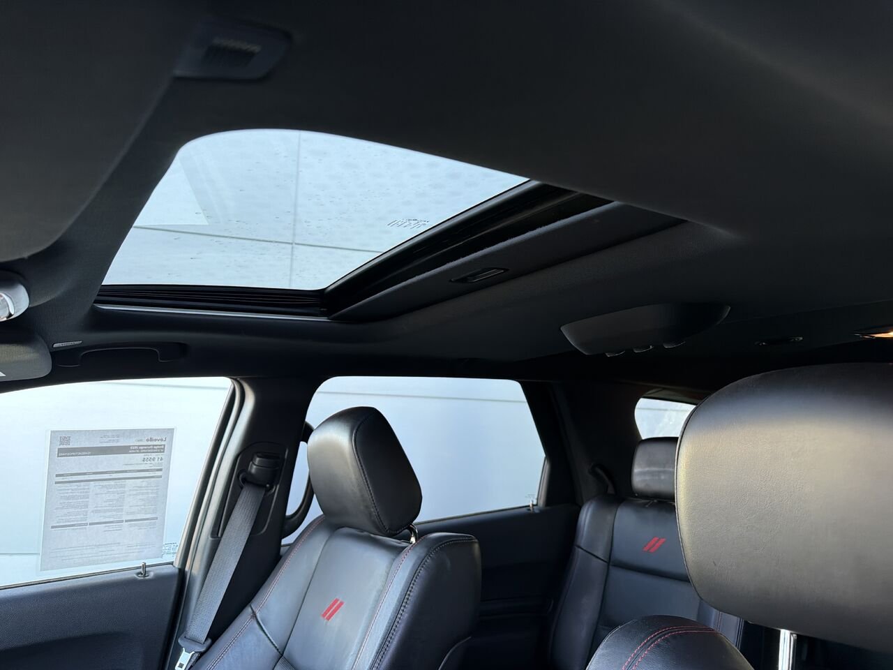 Dodge Durango 2F449A | R/T ** HEMI ** AWD ** BLACKTOP ** 6 PASSAGERS ** CARFAX CLEAN ** 2023 Blanc Saint-Jérôme - photo #6