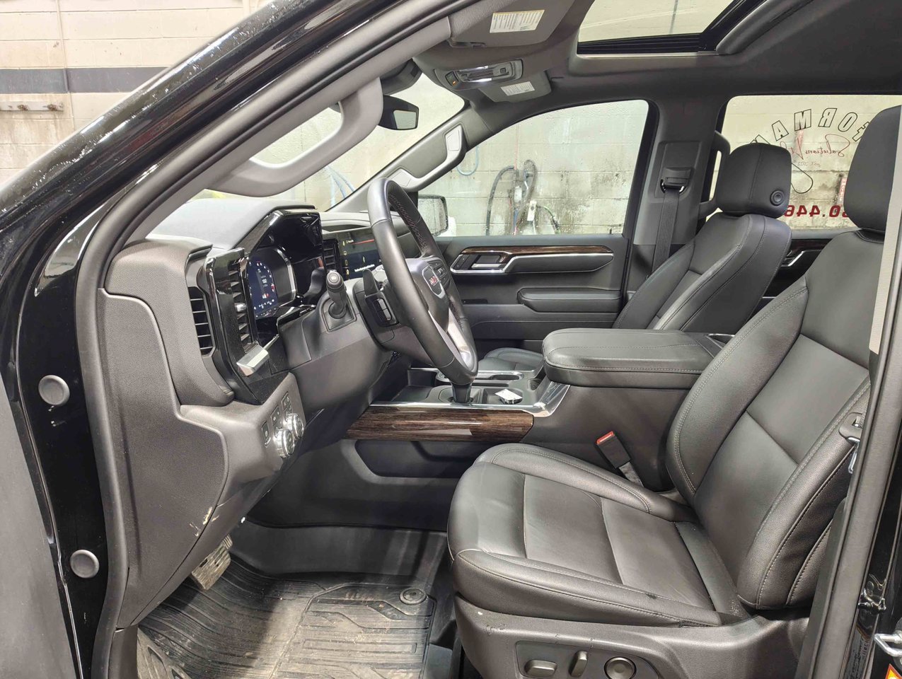 2026 GMC Sierra 1500 4WD Crew Cab 147 Elevation Black Sherwood Park - photo #7