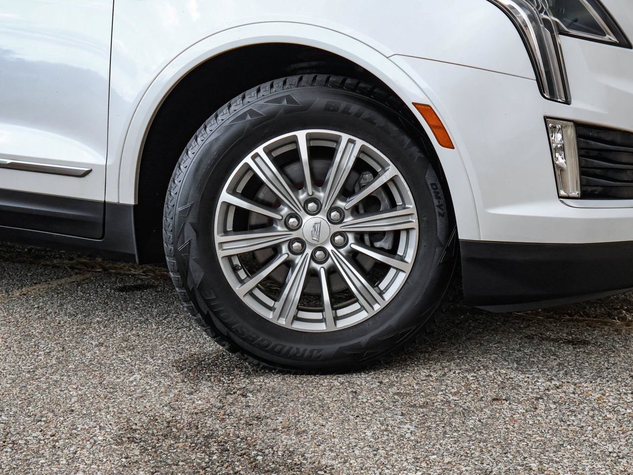 2017 Cadillac XT5 AWD 4dr Luxury White Sherwood Park - photo #10