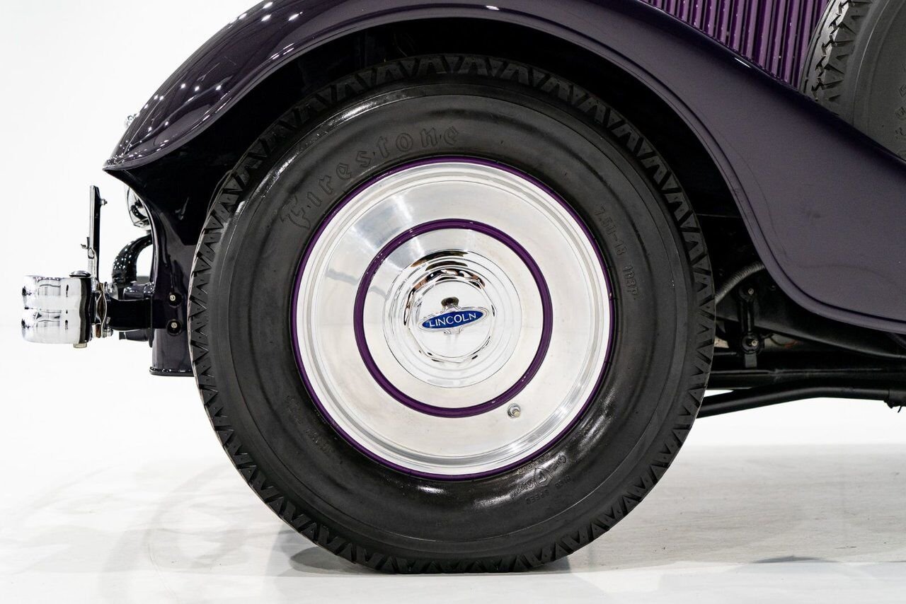Lincoln KB Victoria Coupe One Of 18 Built, And The Only Known Surviving **PRICE IN USD** 1933 mauve Montréal - photo #49