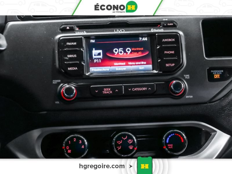 2015 Kia Rio Brown Blainville - photo #15