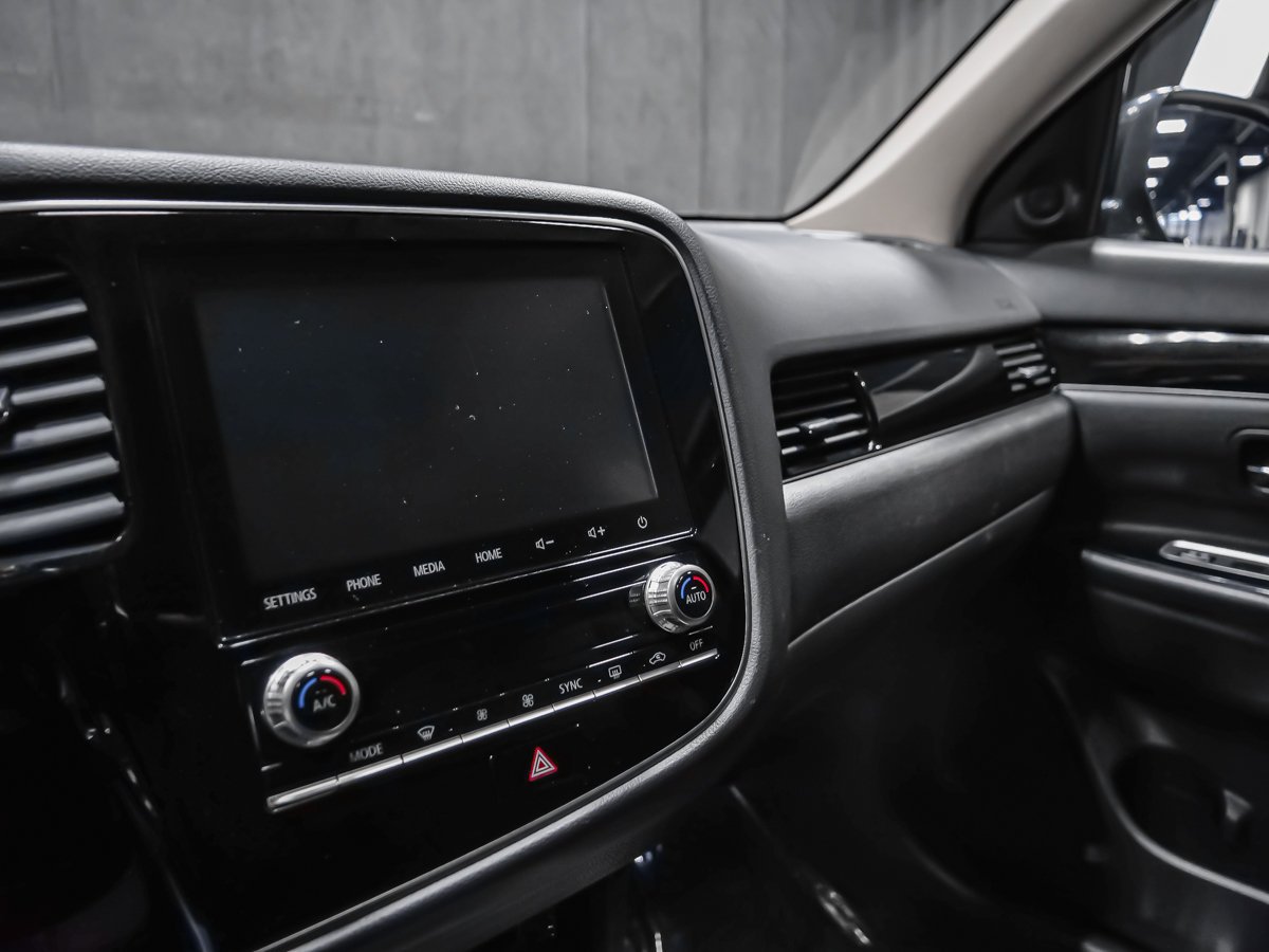 Mitsubishi Outlander PHEV LE S-AWC 2020 Noir Montréal - photo #11