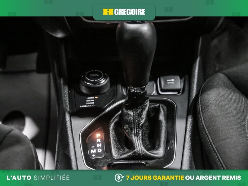 2020 Jeep Cherokee Grey Blainville - photo #24