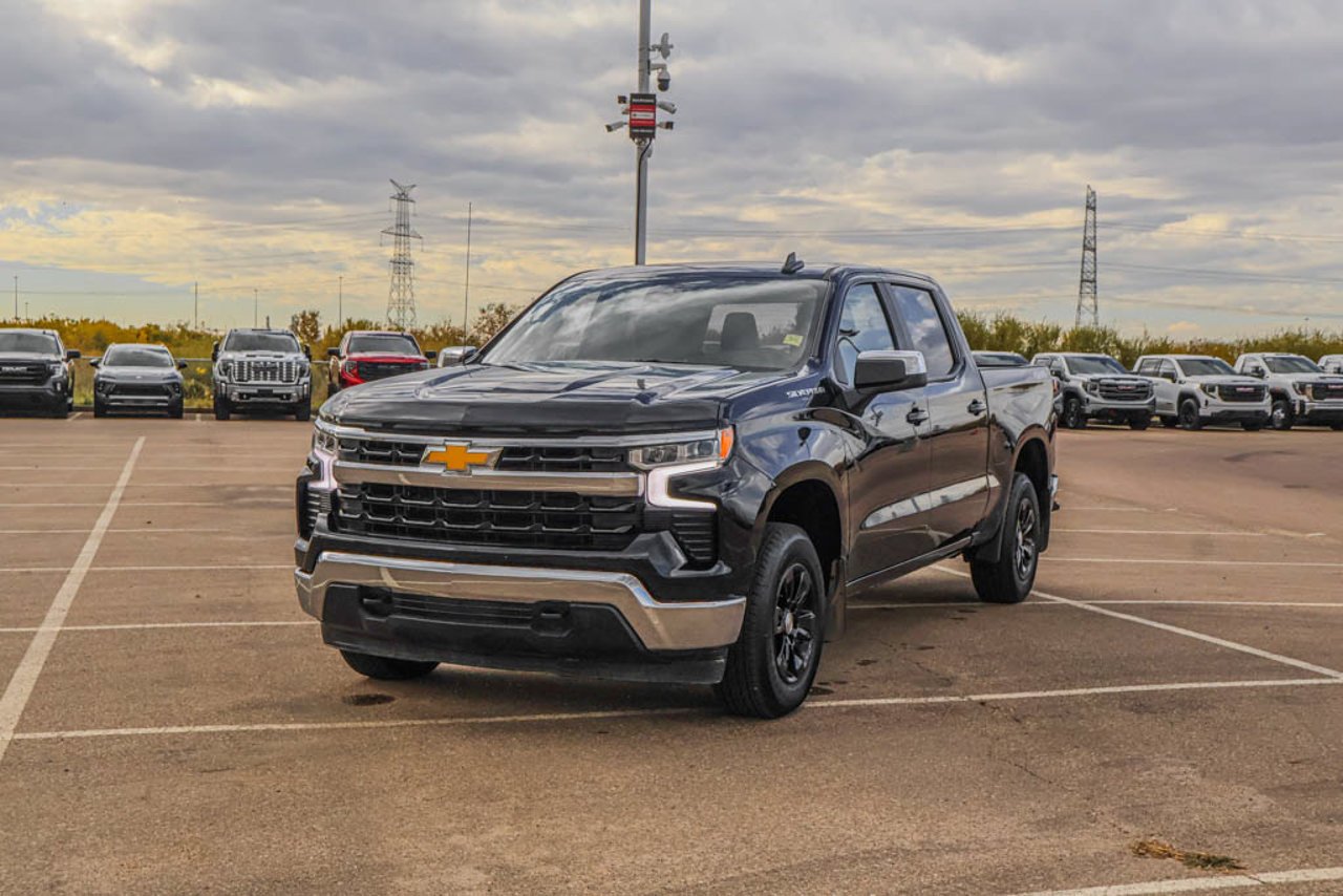 2026 Chevrolet Silverado 1500 4WD Crew Cab 147 LT Black Sherwood Park - photo #3