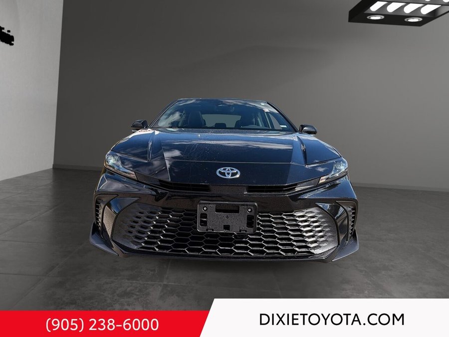 2025 Toyota Camry HYBRID SE Upgrade AWD Black