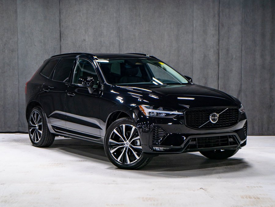2025 Volvo XC60 B5 PLUS DARK CLIMAT HARMAN KARDON Black