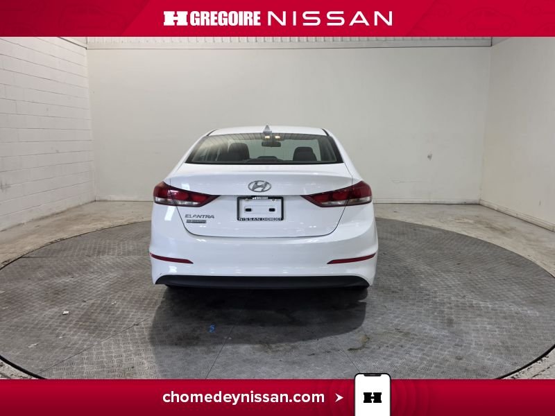 Hyundai Elantra CA7363 | GL * Caméra * Mag * Carplay * Bancs Chauffants 2018 Blanc Laval - photo #7
