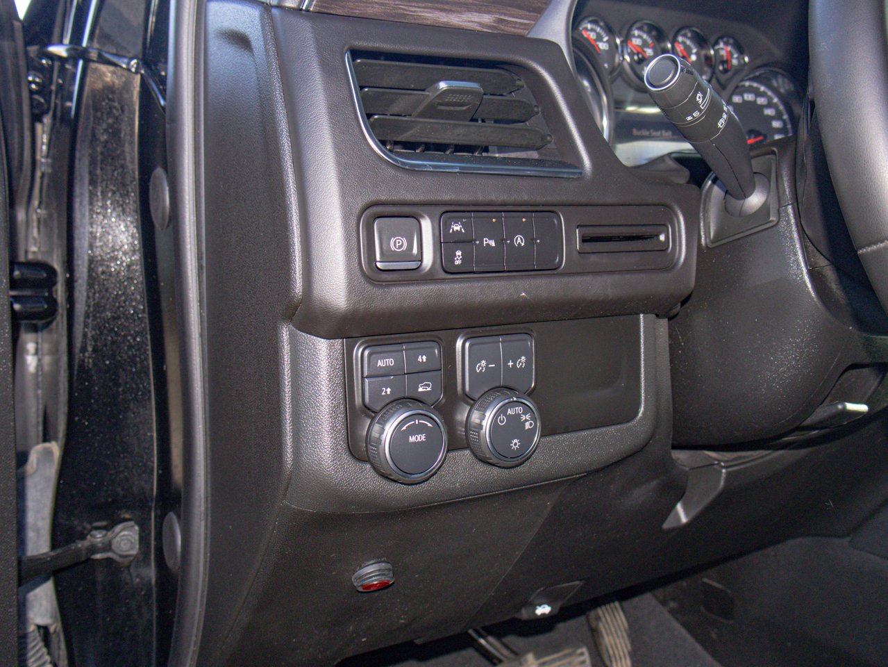2024 Chevrolet Tahoe 4WD 4dr LS Black Sherwood Park - photo #20