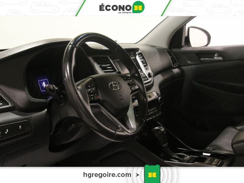 2017 Hyundai Tucson White Laval - photo #9
