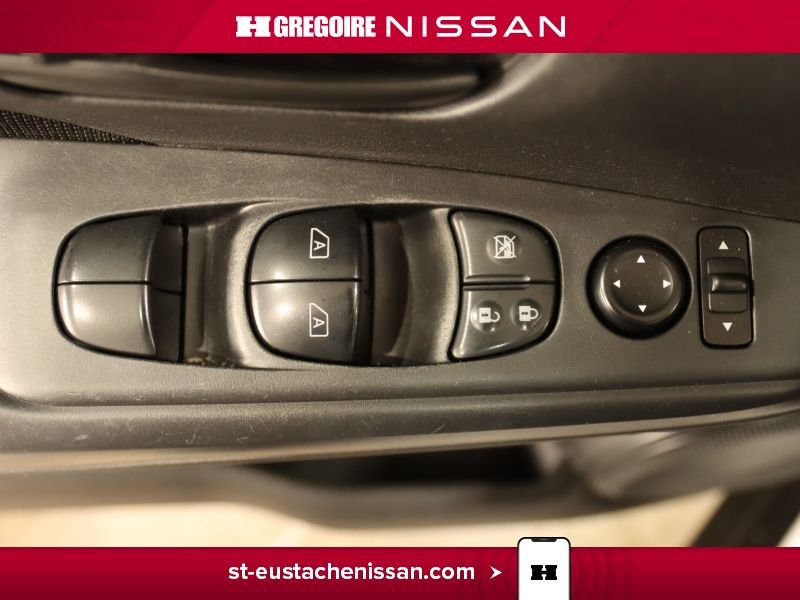 2024 Nissan Kicks White Laval - photo #35
