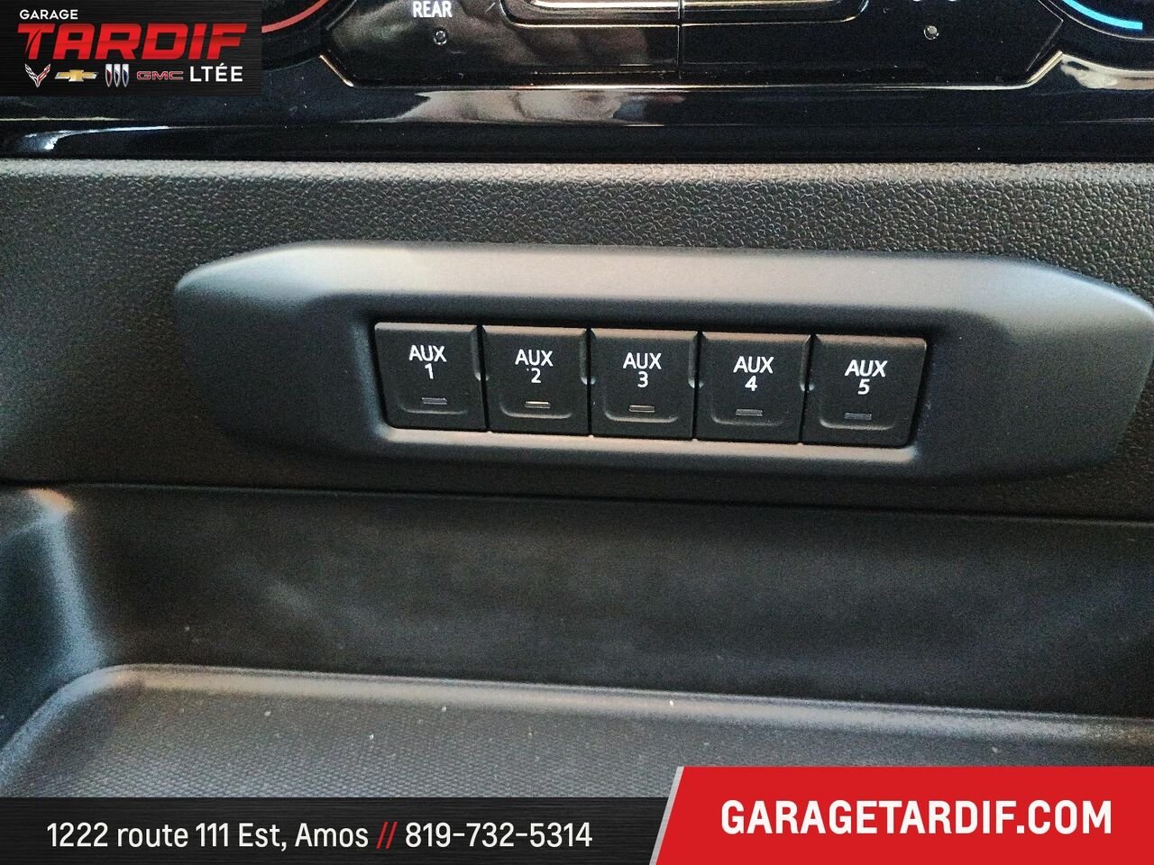 CHEVROLET SILVERADO 2500 CAISSE STANDARD DE 6 PIED 46553A 2025 Noir Amos - photo #24