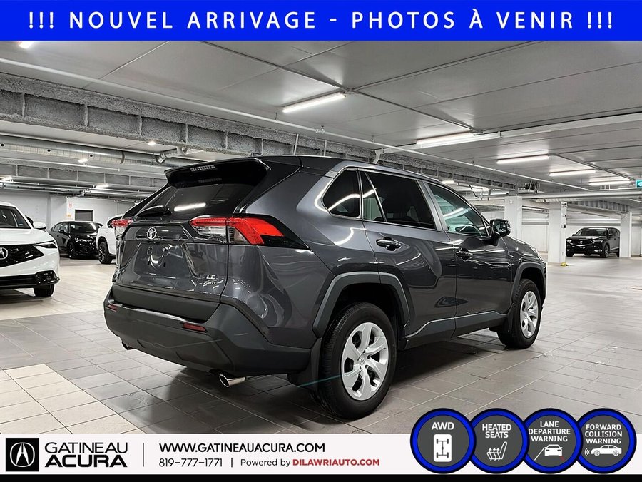 Toyota RAV4 LE AWD 2023 Gris