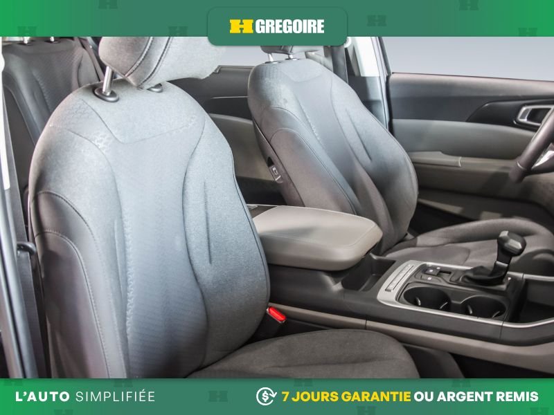 2025 Kia Carnival Black Blainville - photo #29