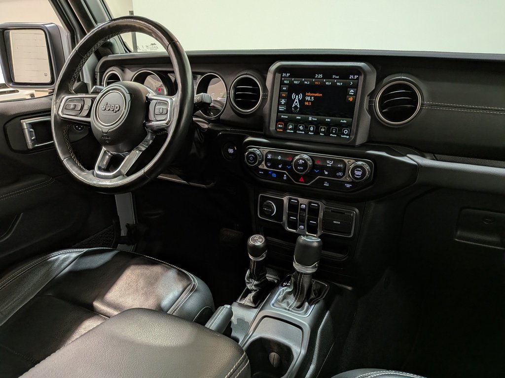2023 Jeep Wrangler 4xe Sahara 4 Door 4x4 Silver Val-David - photo #18