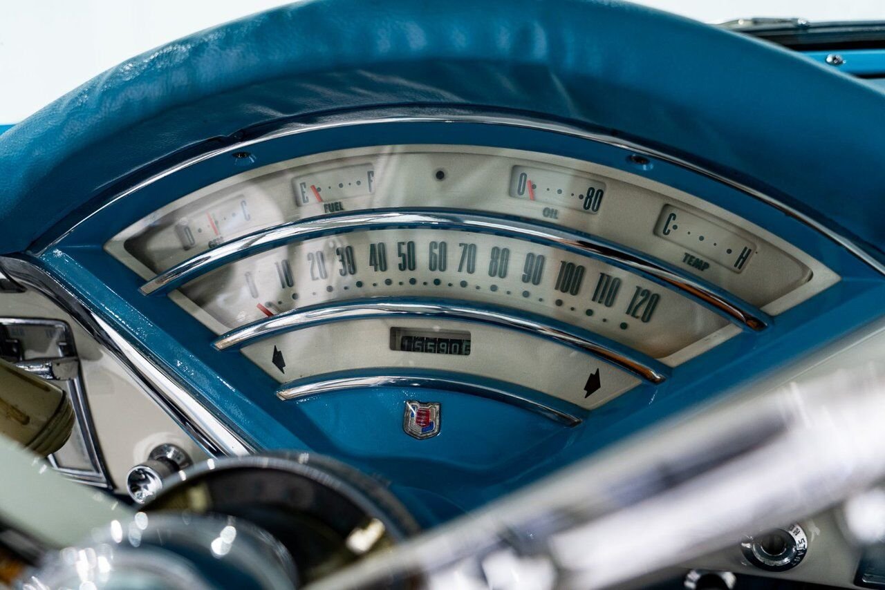 Mercury Monterey **PRIX EN USD** Beautifully presented from former restoration 1956 Blanc Montréal - photo #82