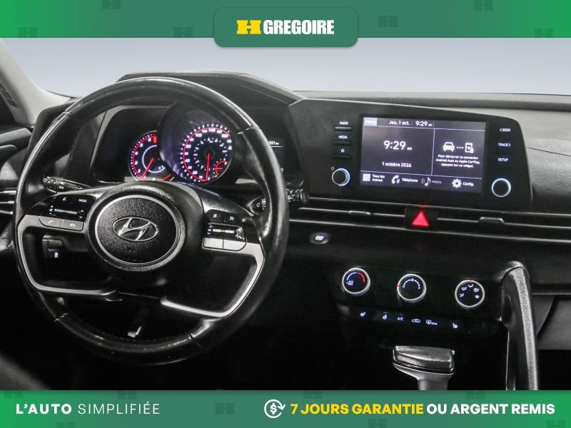 Hyundai Elantra 2022 Blanc Saint-Eustache - photo #17