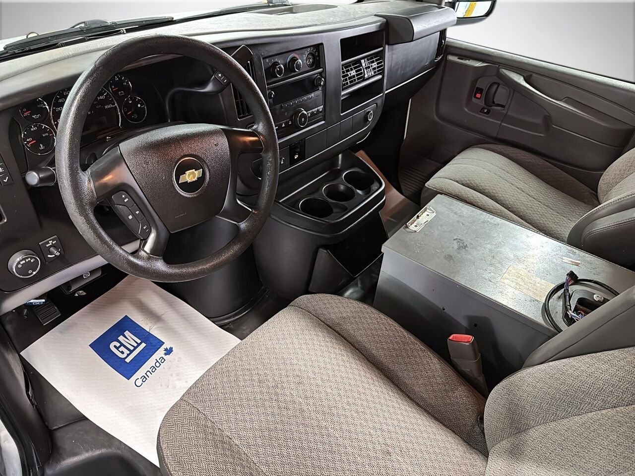 CHEVROLET EXPRESS 2500 LS 2013 Blanc Saint-Hyacinthe - photo #8