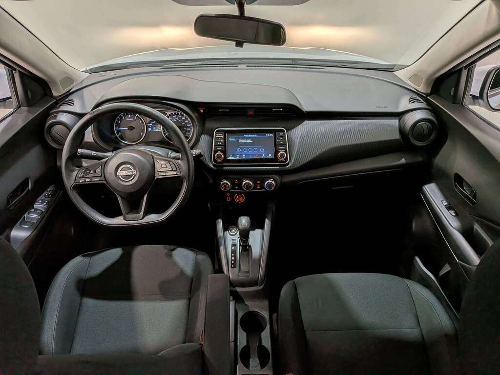2024 Nissan Kicks S FWD White Val-David - photo #9