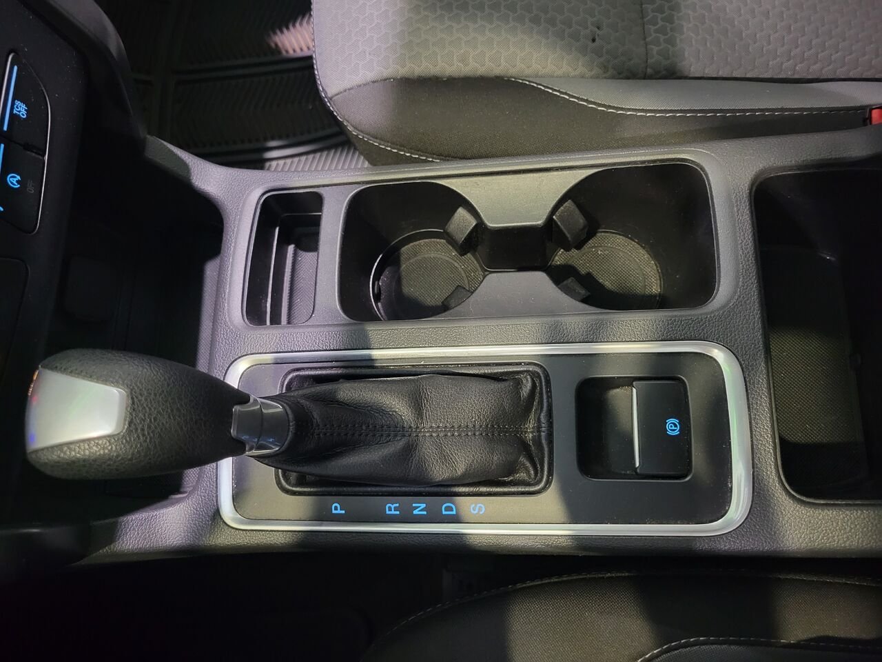 Ford Escape 2017 Blanc Longueuil, - photo #25