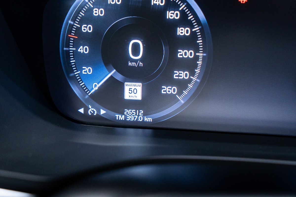 2020 Volvo XC60 T6 MOMENTUM PLUS Grey Montreal - photo #19