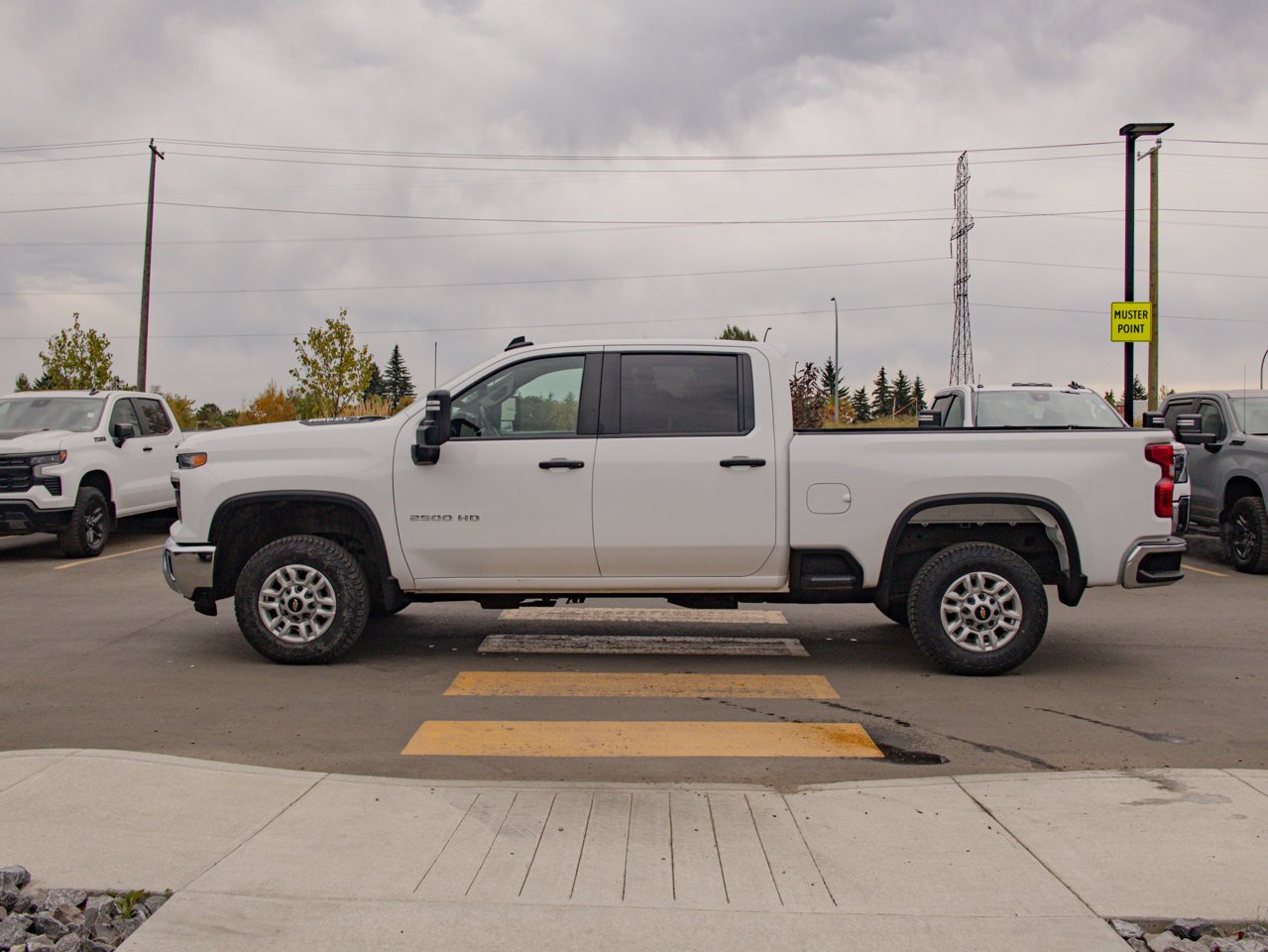 2025 Chevrolet Silverado 2500HD 4WD Crew Cab 159 Work Truck White Sherwood Park - photo #6