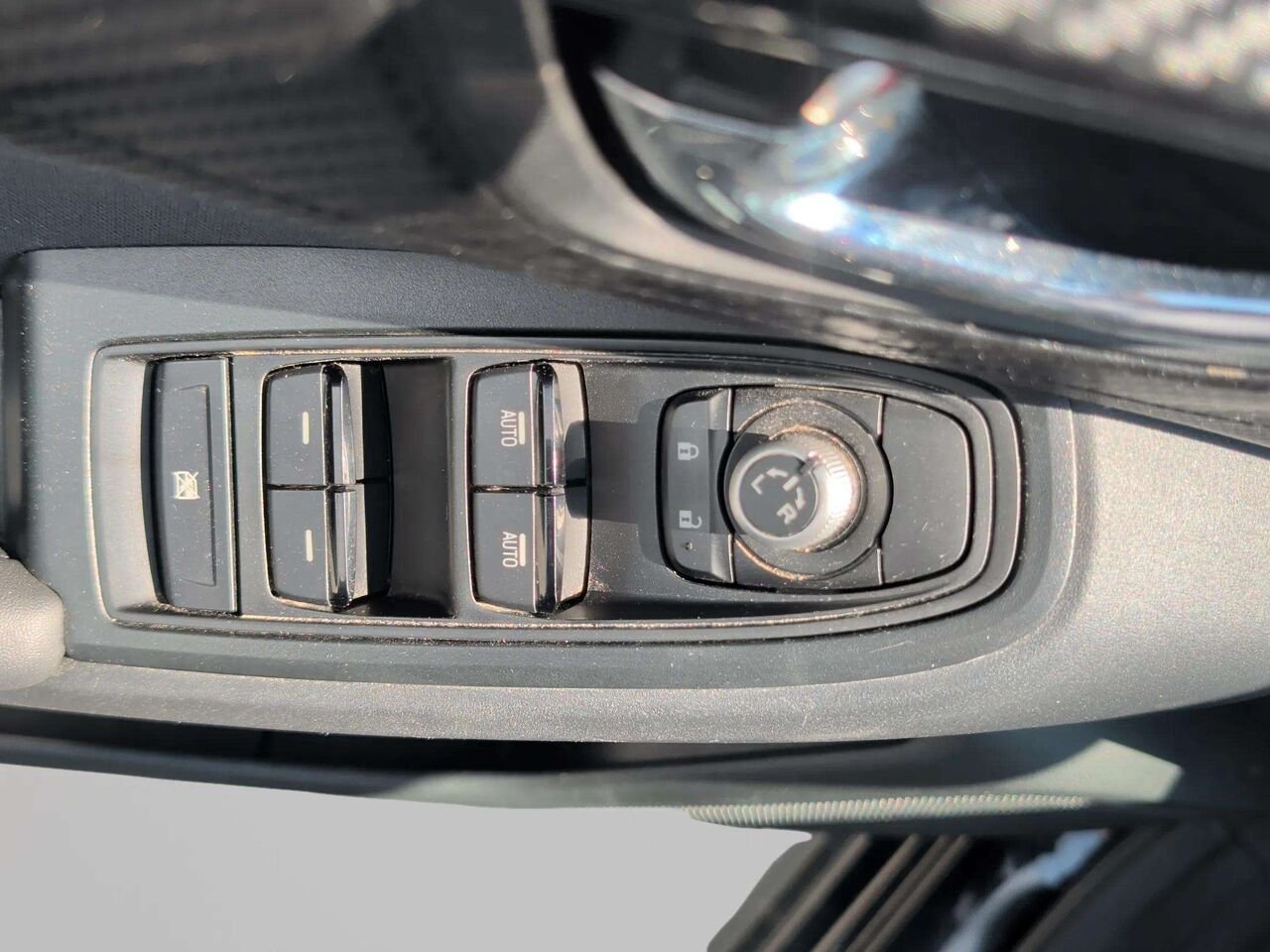 2021 Subaru Crosstrek Touring CVT Black Gatineau - photo #17