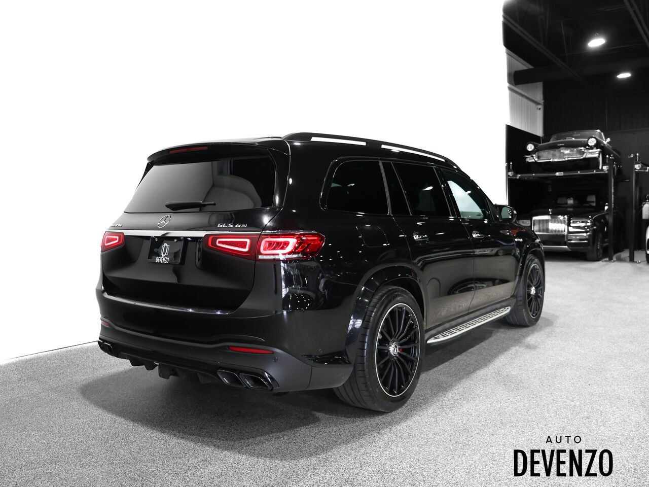 2022 Mercedes-Benz GLS Black Saint-Eustache - photo #2