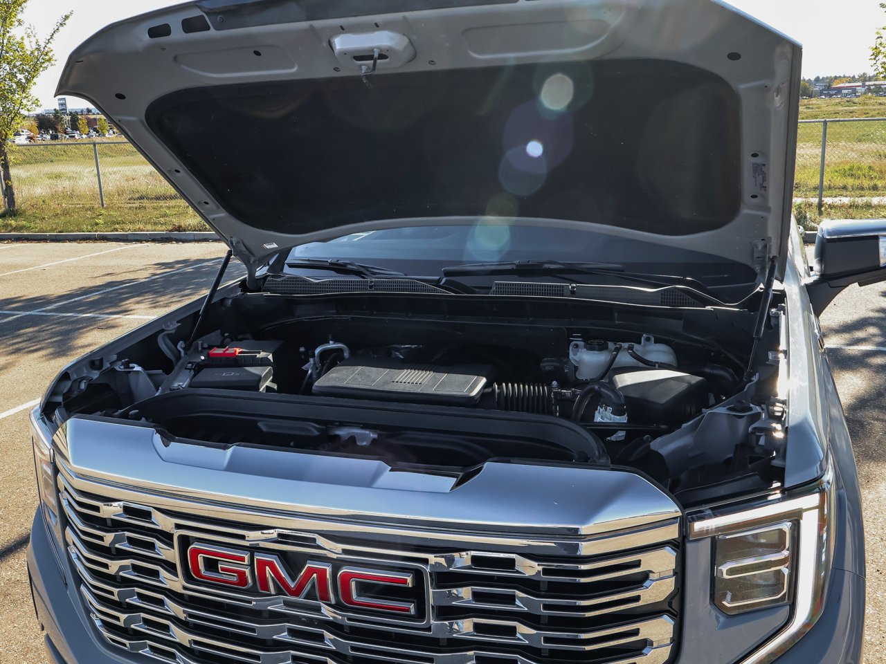 2025 GMC Sierra 1500 4WD Crew Cab 147 Denali Grey Sherwood Park - photo #9